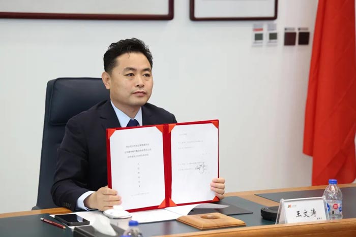 ��2��Ա�������ٷ���վ