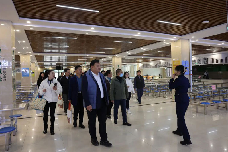 ��2��Ա�������ٷ���վ