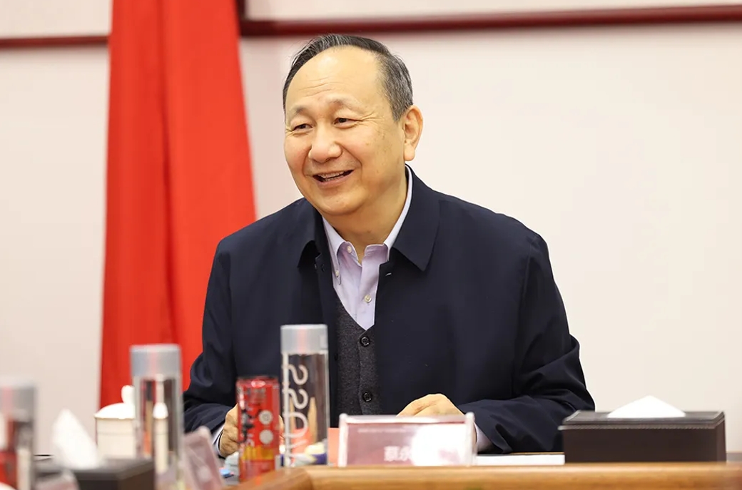 ��2��Ա�������ٷ���վ