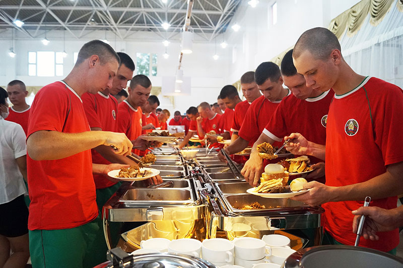 ��2��Ա�������ٷ���վ